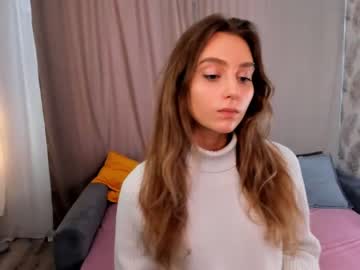 webcam girl lizbethcoll today image #3997738