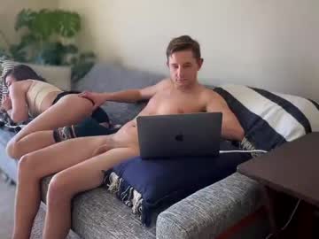 webcam couple branditravis2 today image #3405019