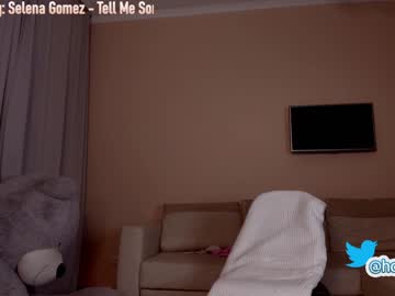 webcam girl hollyextra today image #1272668