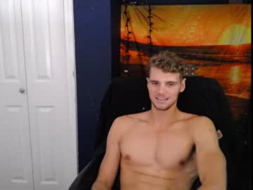 webcam man nhandgrenades today image #124950