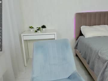webcam girl alisaa_1 today image #3098321