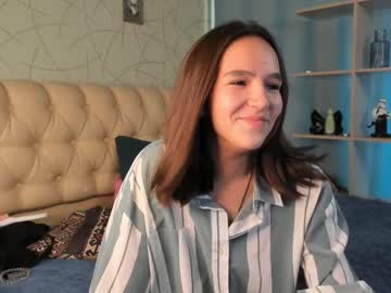 webcam girl catherineandrea today image #2572409