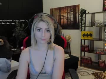 webcam girl kimilee22 today image #1804816