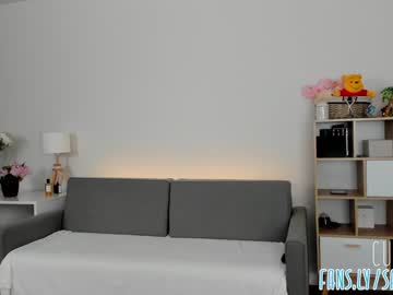 webcam girl laura_sanguinar today image #2204567
