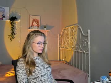 webcam girl linellali today image #2484333