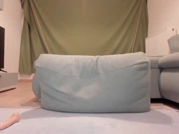 webcam girl schoolgirl19 today image #3072034