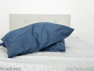 webcam girl doll_lexi today image #388570