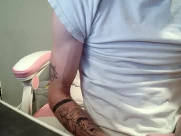 webcam man straightwhiteboy21 today image #2821380