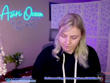 webcam girl asiri_ocean today image #687830