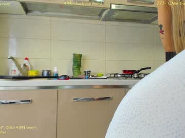webcam girl sophydiva today image #2771043