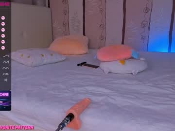 webcam girl ginthebottle today image #2976285