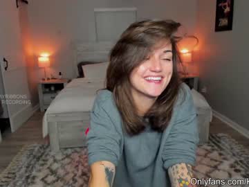 webcam girl kayribbons today image #932316