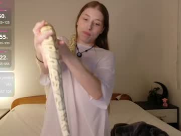 webcam girl lilivenom today image #12201