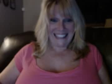 webcam girl daniluvs2 today image #1642082