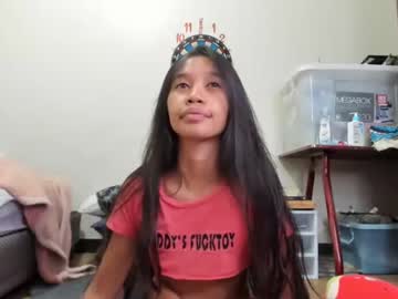 webcam girl creamberryfairy today image #1595131