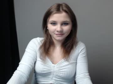 webcam girl relax_nina today image #438992