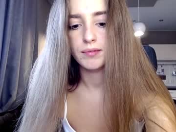 webcam girl coy_amina_ today image #2666073