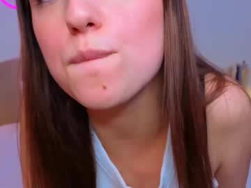 webcam girl gia_dee today image #4073741