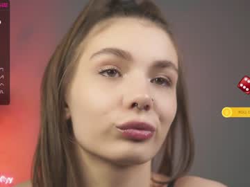 webcam girl hoolybunny today image #3088709