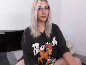 webcam girl allayah today image #2126033