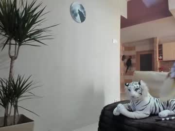 webcam girl sofiaandwonderland today image #1960132