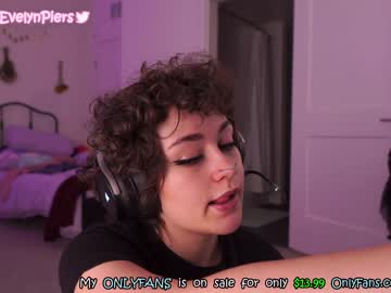 webcam girl evelynpiers today image #2325314