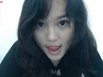 webcam girl sophia_squirtits today image #3939667