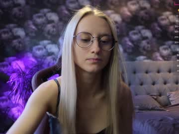 webcam girl angeellina today image #3797700