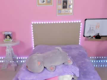 webcam girl little_effy18 today image #2223390