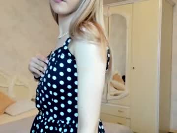 webcam girl milliebraun today image #2247202