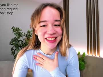 webcam girl kristycoy today image #3577663