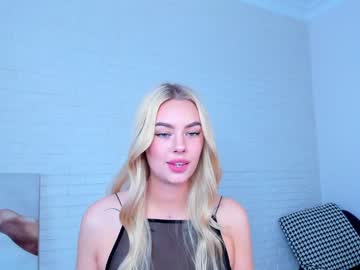 webcam girl 8a8y_nura today image #1657909