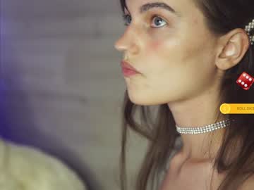 webcam girl hoolybunny today image #2208171