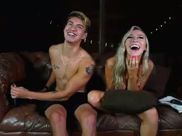 webcam couple alyssa_powers today image #1887108