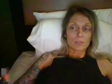 webcam couple dripspillsplashh today image #3195119
