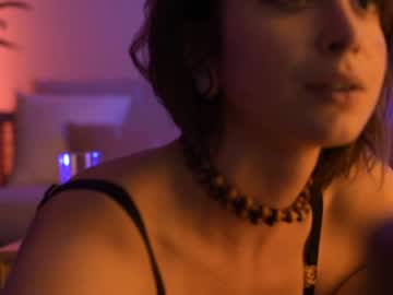 webcam girl lizmreow today image #1239870