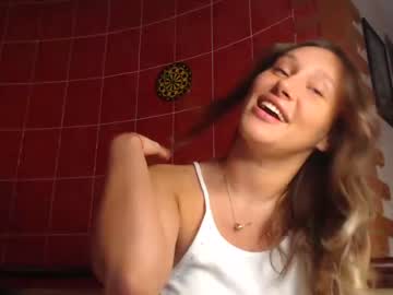 webcam girl highlemonsss today image #789890
