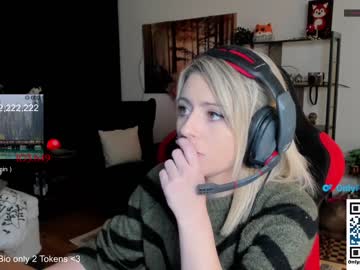 webcam girl kimilee22 today image #1295964