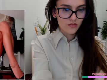 webcam girl wh4thefuck today image #3052100