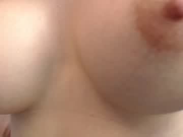webcam girl eat_mee_out today image #2048010