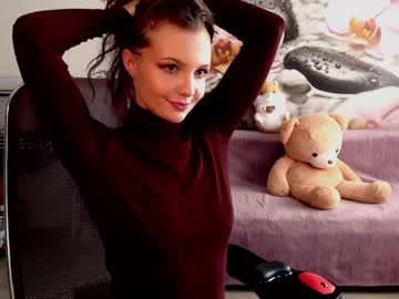webcam girl jennycutey today image #1384639