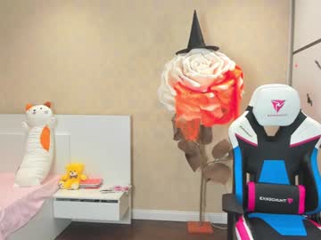 webcam girl cherrypie_01 today image #3022212