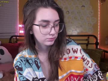 webcam girl daydreamur_gurl today image #615484
