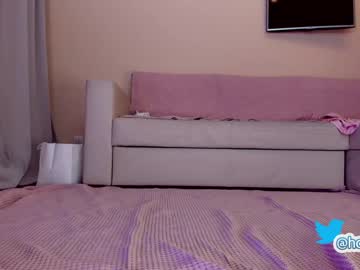 webcam girl hollyextra today image #2895205