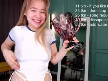 webcam girl kristycoy today image #3850393