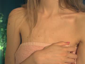 webcam girl _lolly_bella__ today image #990185