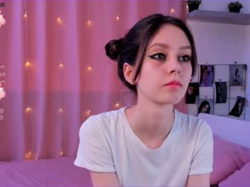 webcam girl alliesmiths today image #2261738