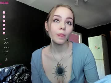 webcam girl ur_sweet_lily today image #2032207
