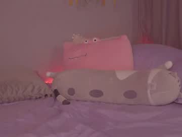 webcam girl kittenmoon_ today image #3671247