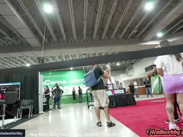 webcam girl heatherbby9 today image #67205